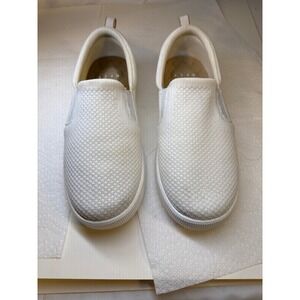 REEF WOMENS NEPTUNE ELYSE KNIT SLIP ON SNEAKERS. Size 9.5 medium. $75.00